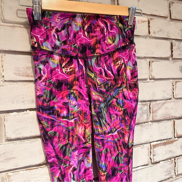 Lululemon base pace high rise leggings hyper flow pink size 4 - Picture 2 of 6